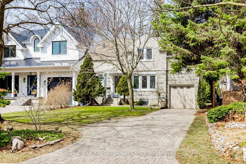 228 The Kingsway, Toronto, M9A 3T5 | Image 3