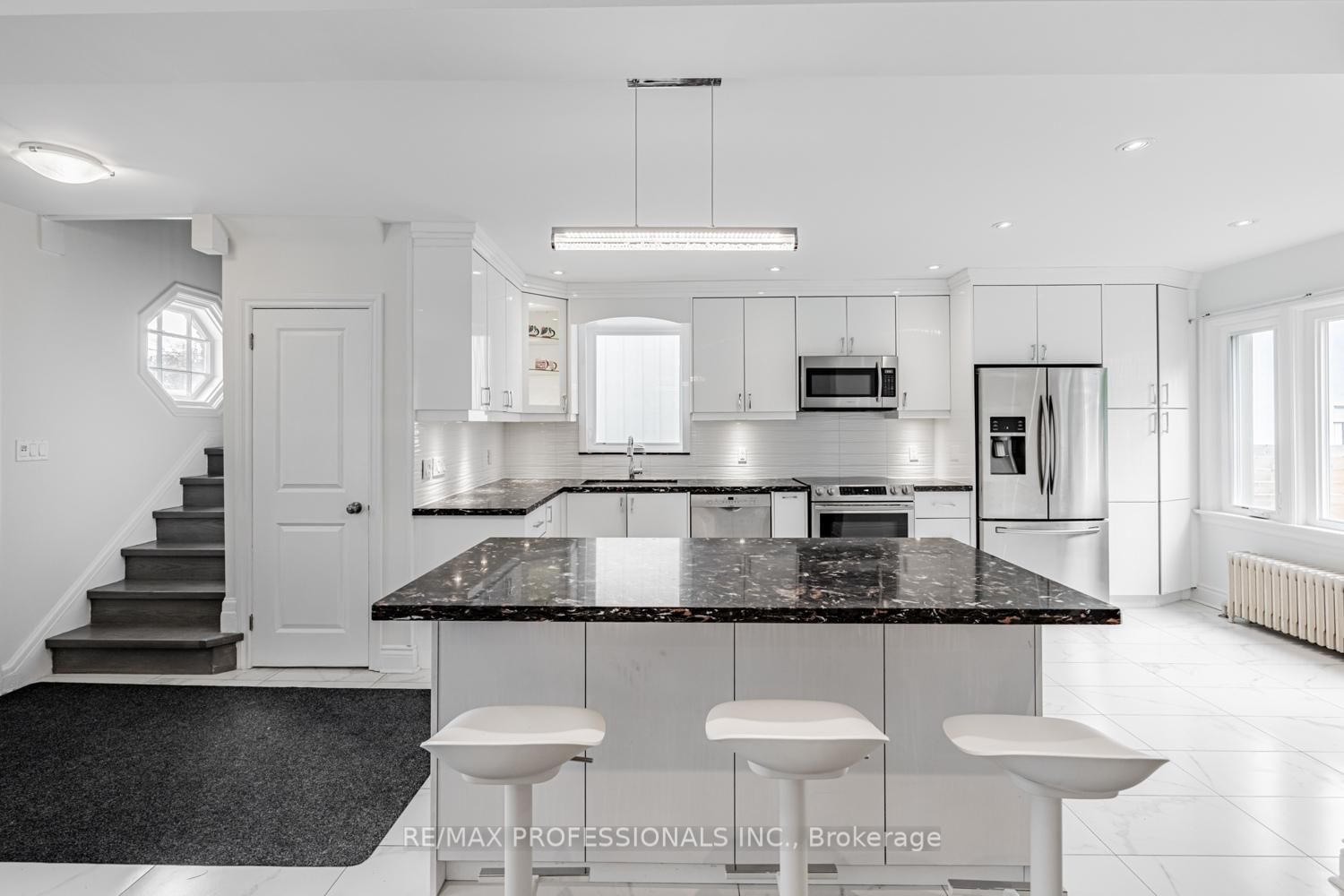 228 The Kingsway - Photo 6