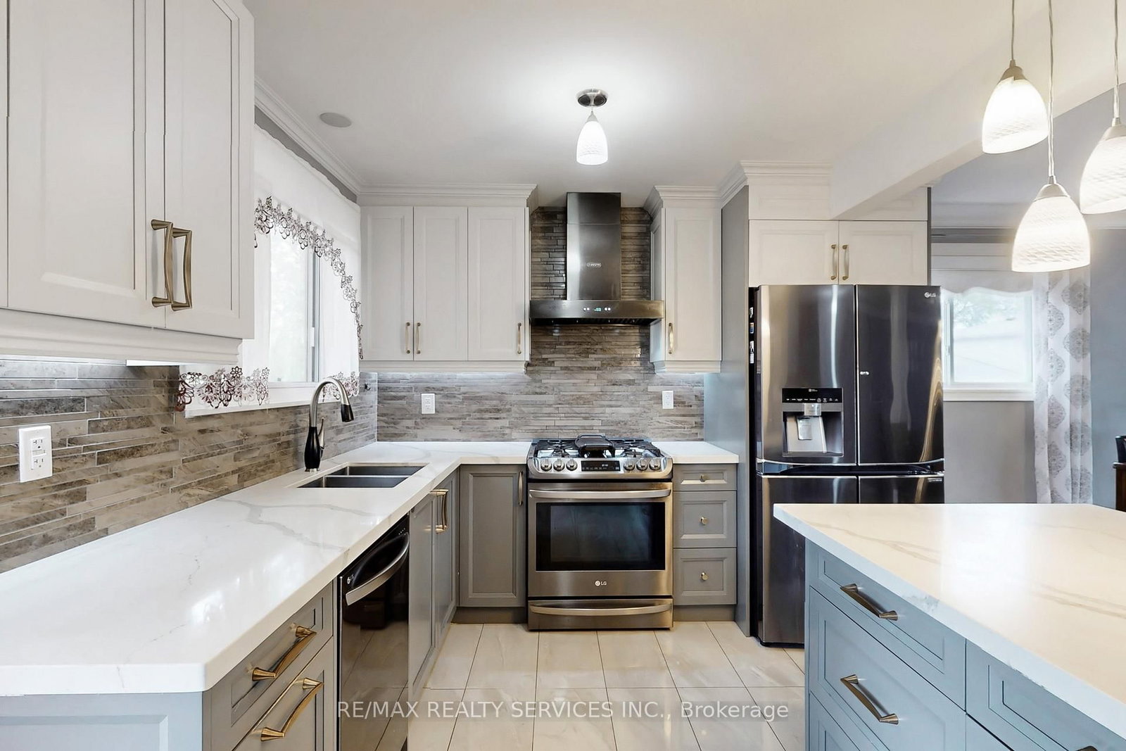 Detached House for sale at 53 Geneva Crescent, Brampton, Ontario, L6S 1K7 - Northgate - MLS: W13018422