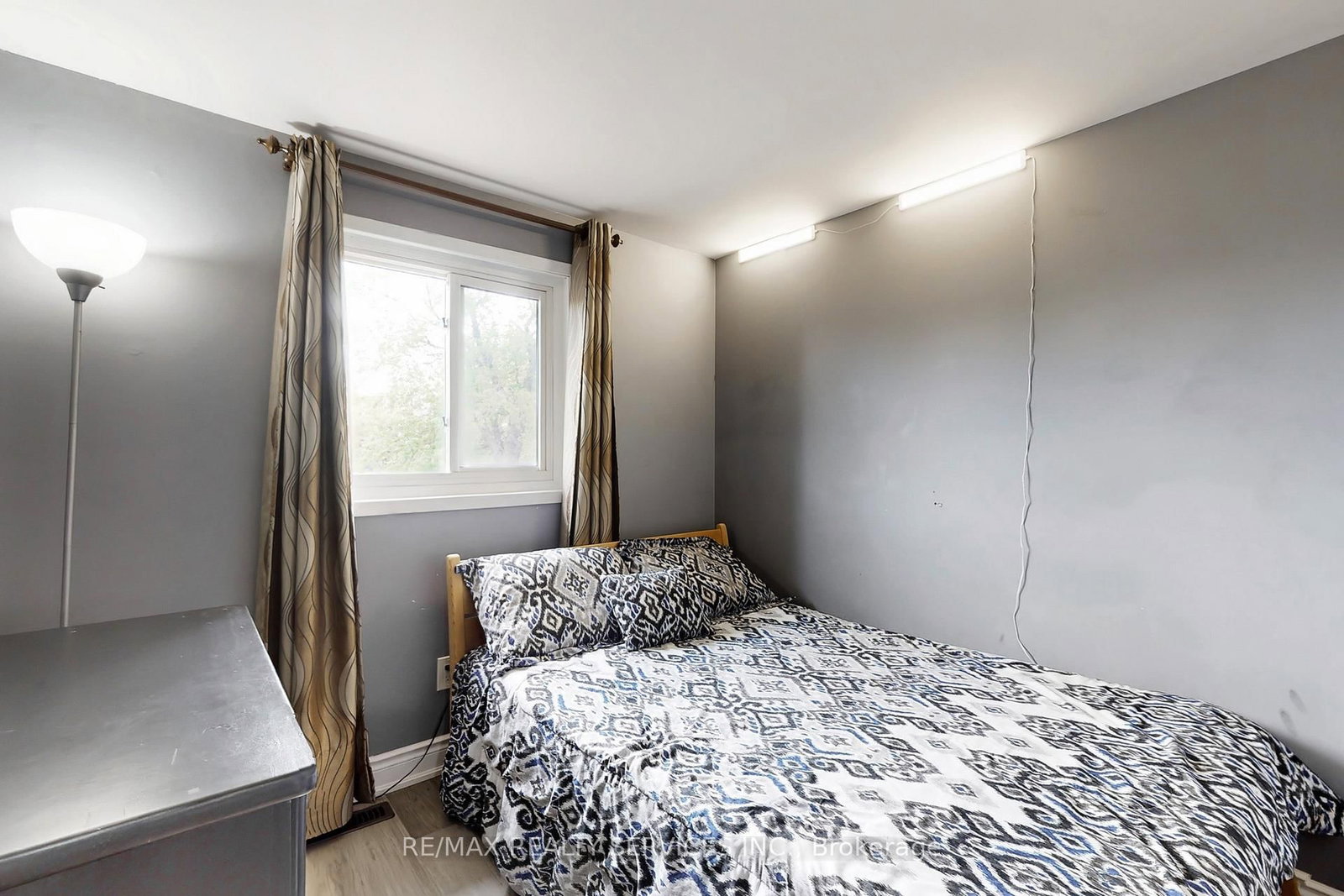 Detached House for sale at 53 Geneva Crescent, Brampton, Ontario, L6S 1K7 - Northgate - MLS: W13018422