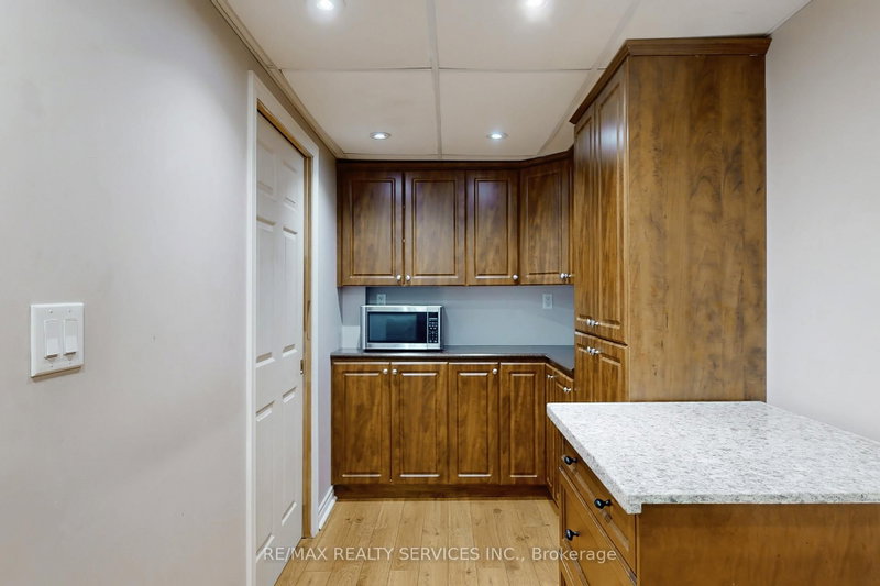 53 Geneva Brampton,ON L6S 1K7 — Photo 41