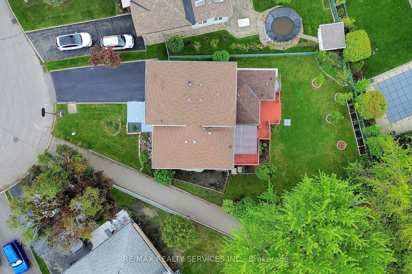 Detached House for sale at 53 Geneva Crescent, Brampton, Ontario, L6S 1K7 - Northgate - MLS: W13018422