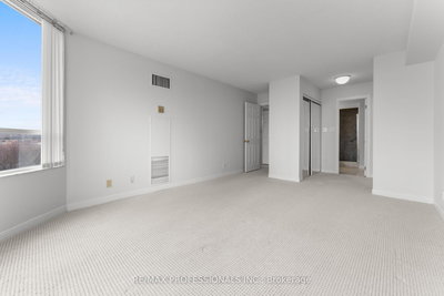 910-1 Aberfoyle Crescent, Toronto, Ontario image-0-2