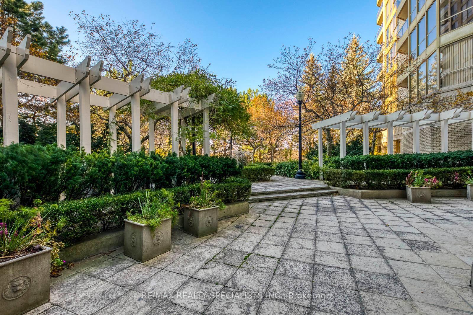 55 Kingsbridge Garden Circle • #1002 • Mississauga, ON photo 50
