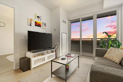 3920-30 Shore Breeze Drive, Toronto, Ontario