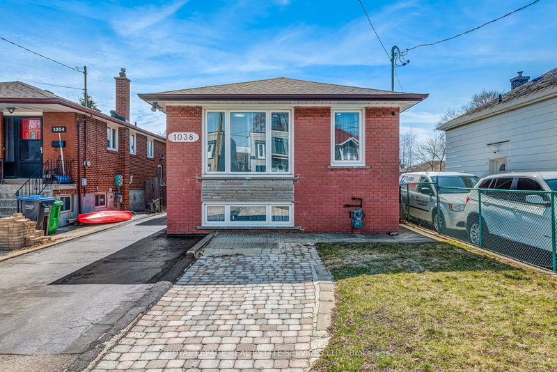 home for sale on 1038 Alexandra Avenue