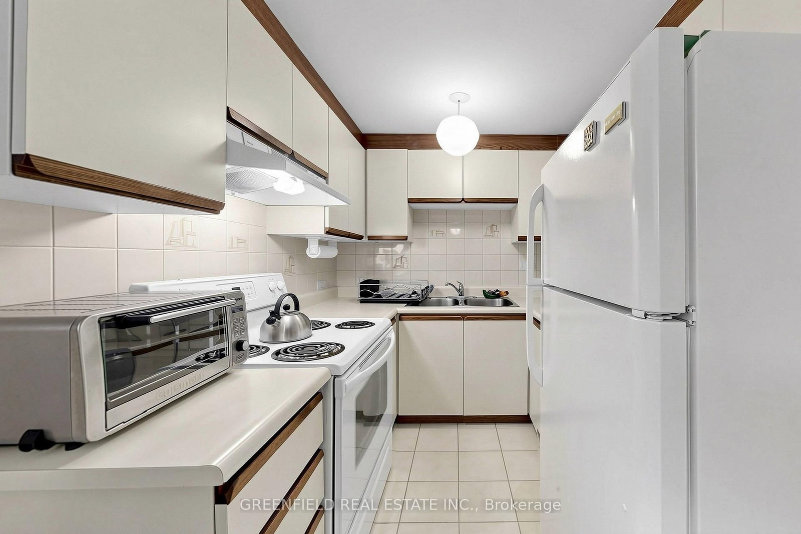 87 Mulholland Avenue - Photo 33