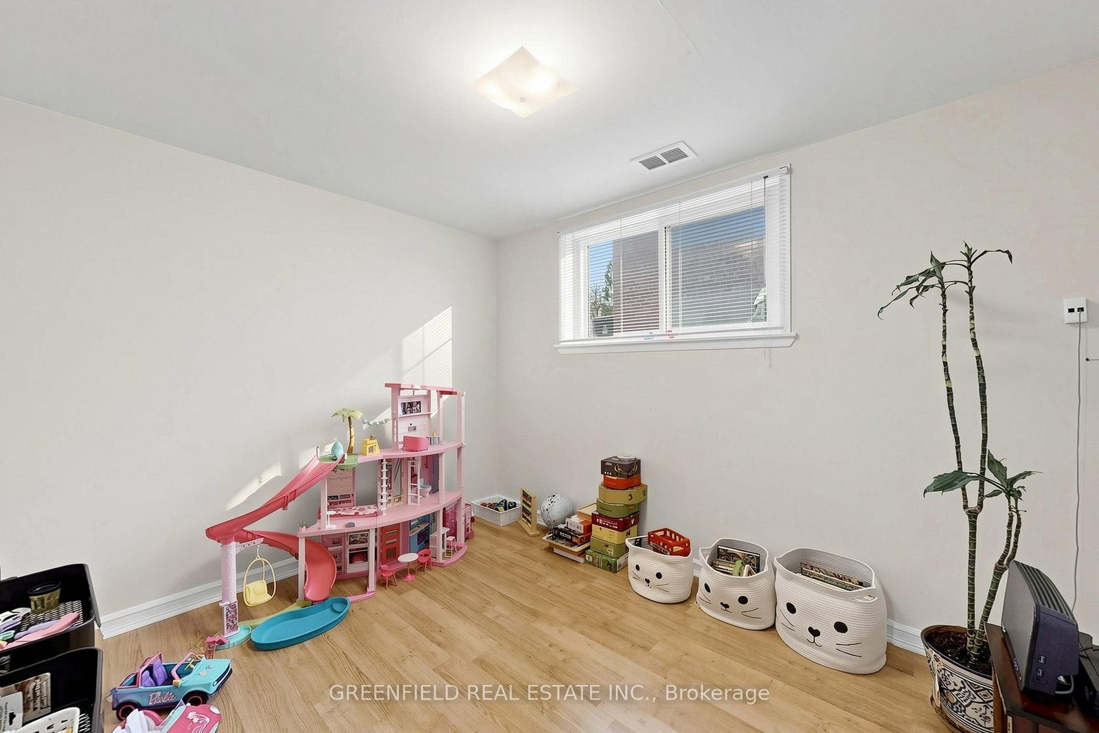 87 Mulholland Avenue - Photo 36