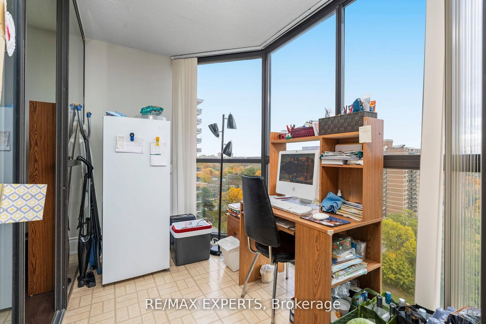 40 Richview Road, Unit 1103 - Photo 18