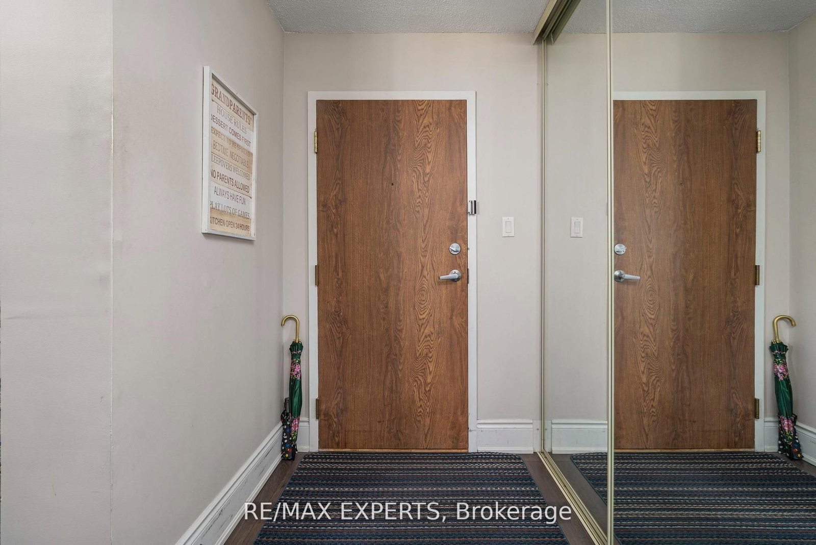 40 Richview Road, Unit 1103 - Photo 8