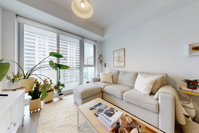 742 - 1830 Bloor Street W