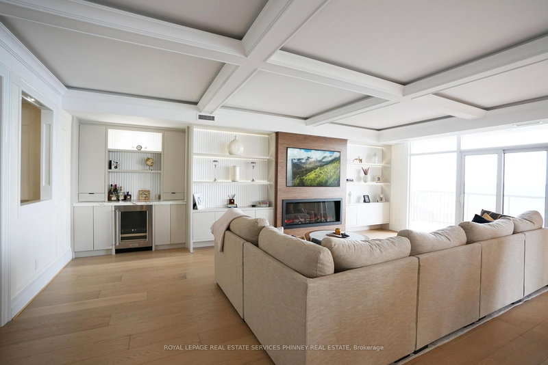 1477 Lakeshore Rd #904, Burlington, Ontario