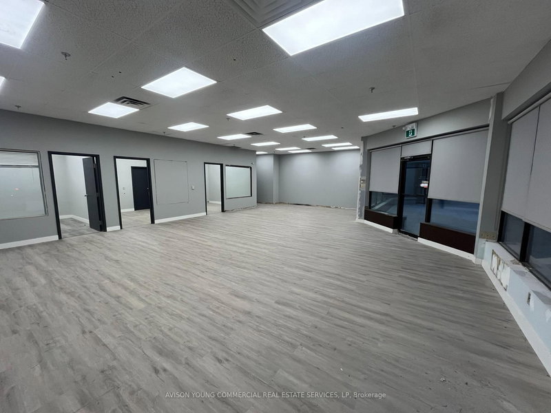 9-10 - 253 Summerlea Rd, Brampton, L6T 5A8 | Image 2