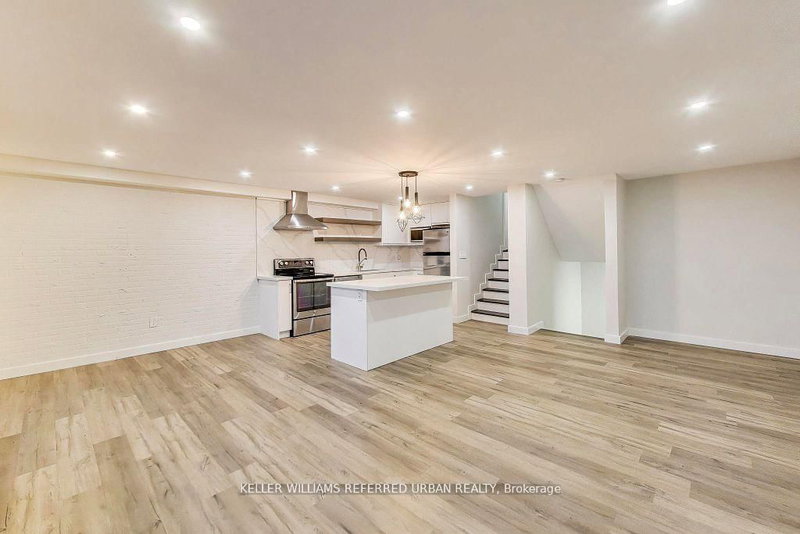 1215 - 11 Wincott Dr, Toronto, M9R 2R9 | Image 2