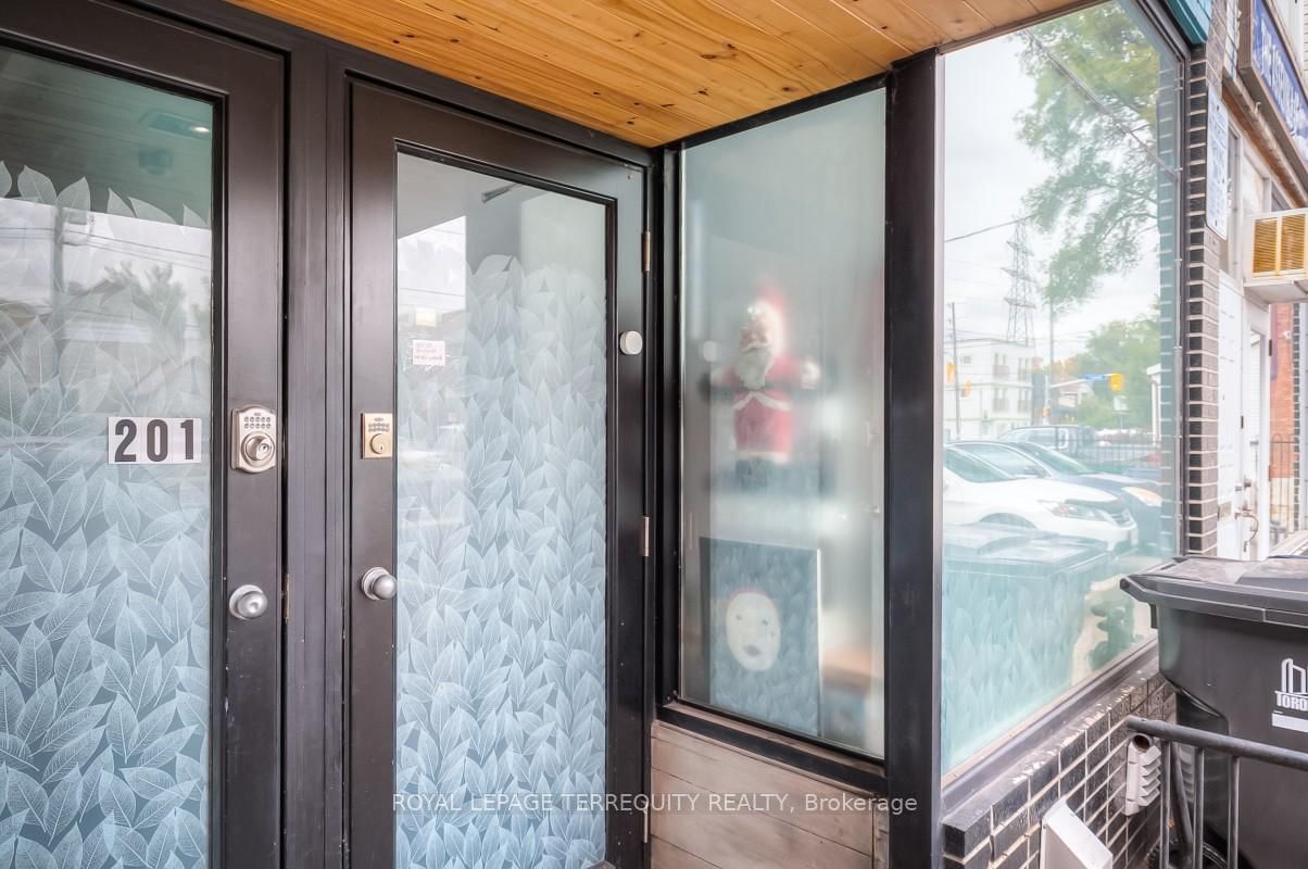 26A Scarlett Road, Unit Upper - Photo 15