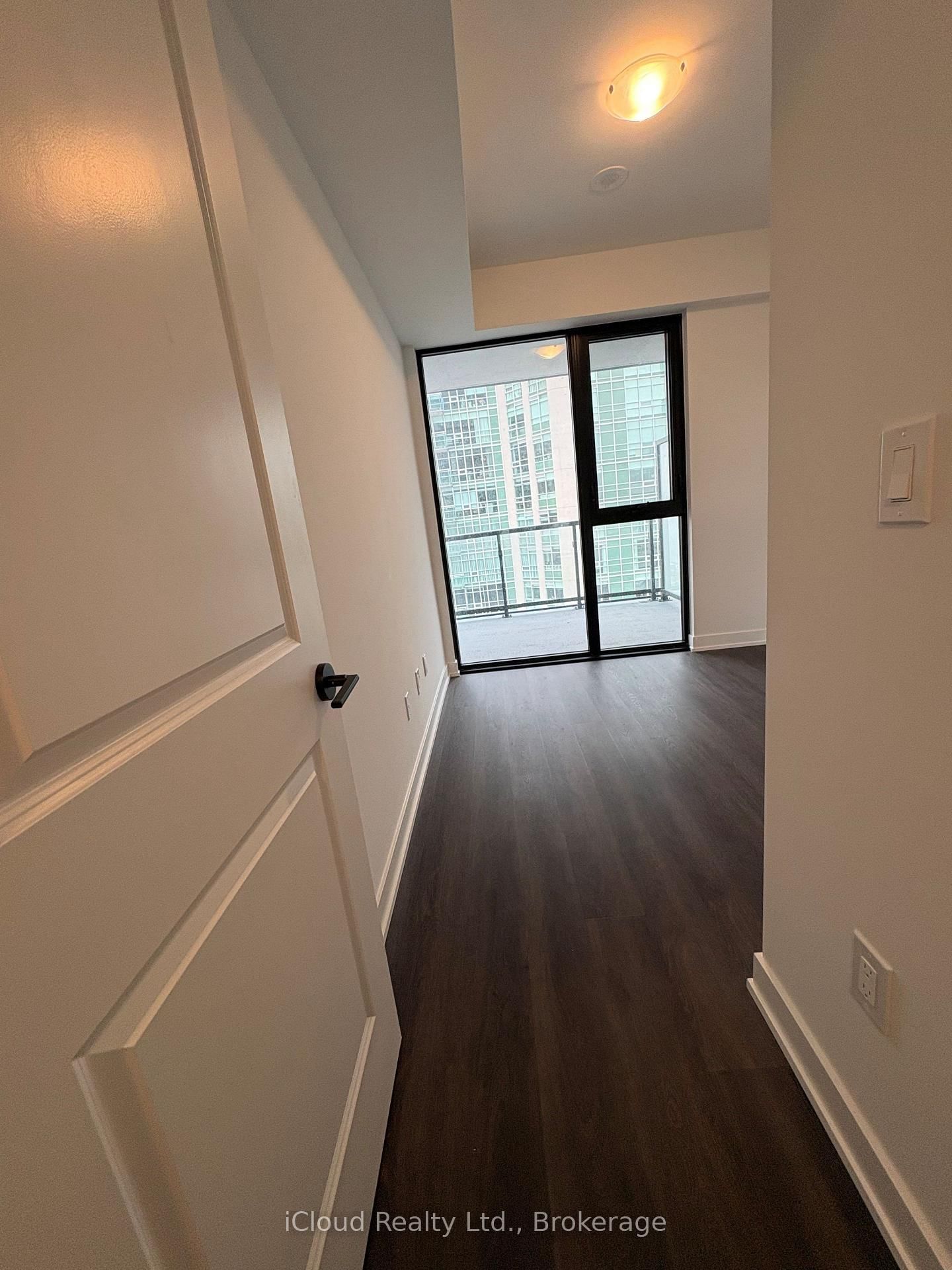 2075 Lakeshore Road, Unit 908 - Photo 16