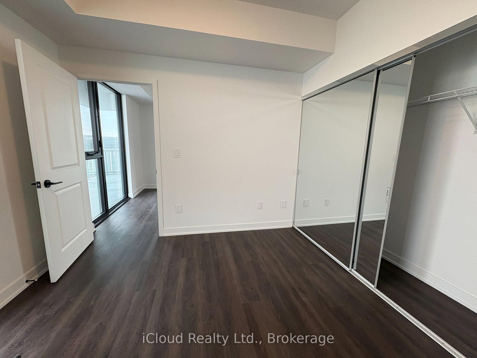2075 Lakeshore Road, Unit 908 - Photo 19