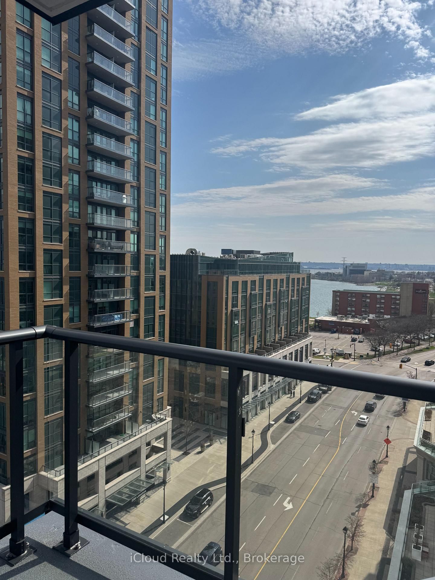 2075 Lakeshore Road, Unit 908 - Photo 32