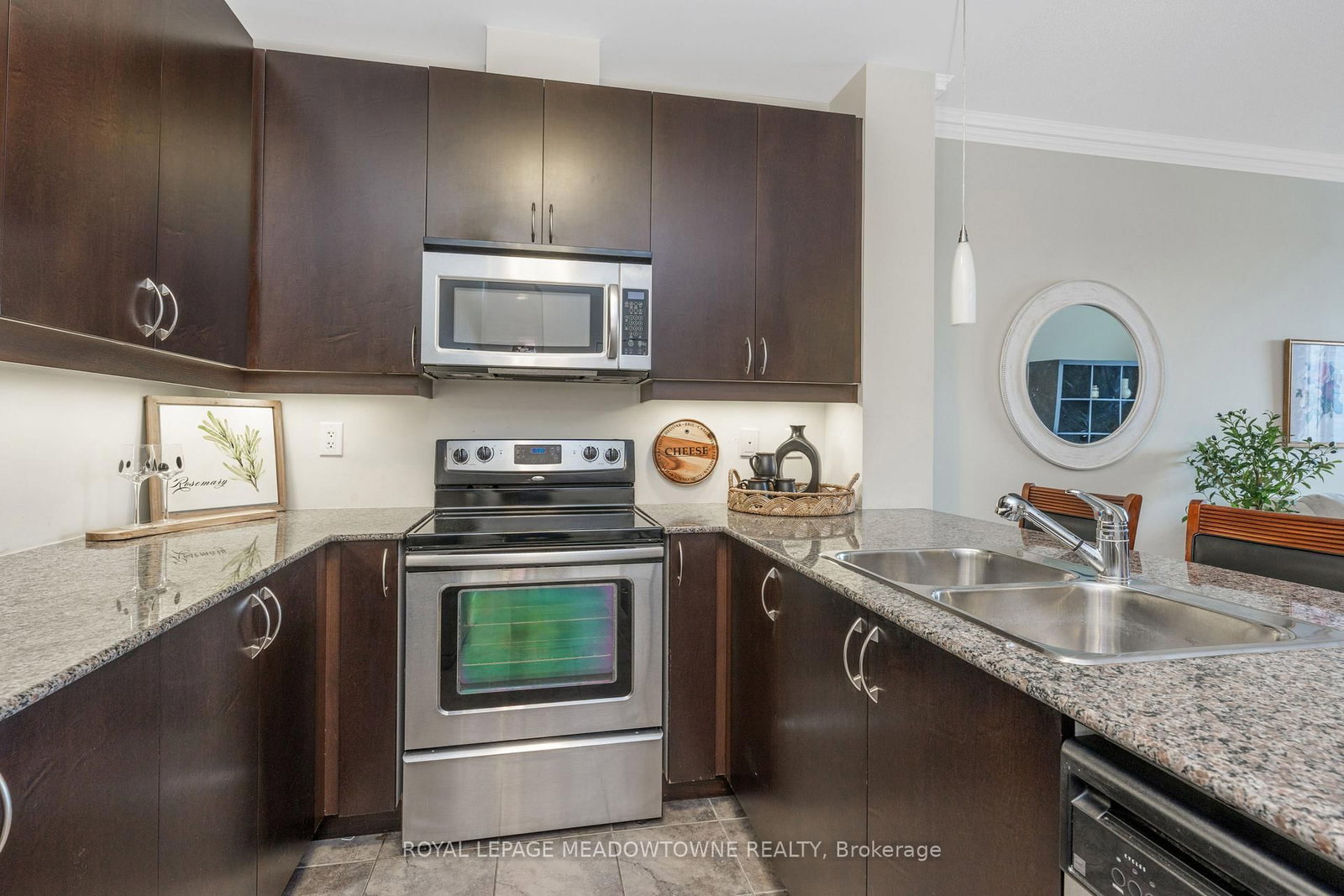 Condo for sale at 308-383 Main Street, Milton, Ontario, L9T 8K8 - Old Milton - MLS: W13019538