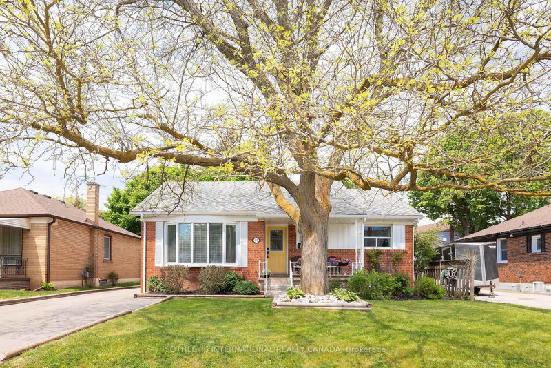 45 Churchill Cres, Halton Hills, L7G 2N2 | Image 2