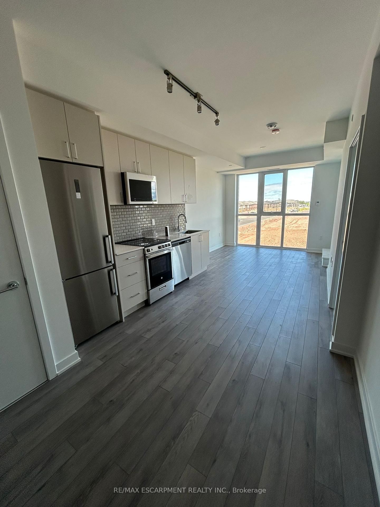 1005 Dundas Street E, Unit 333 - Photo 2