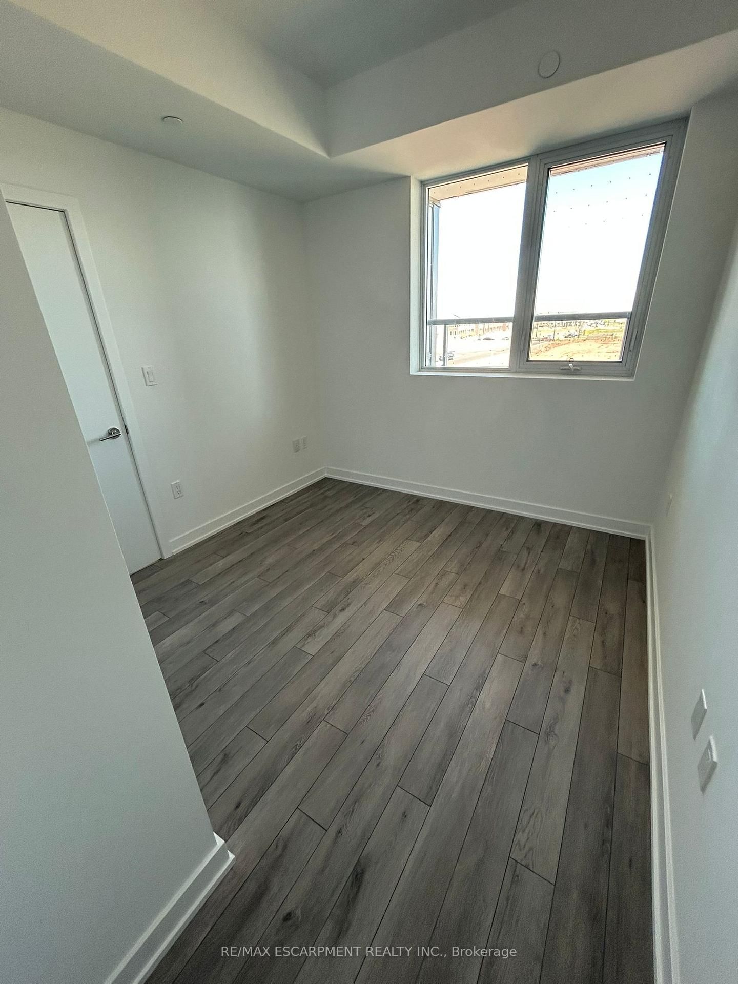 1005 Dundas Street E, Unit 333 - Photo 6