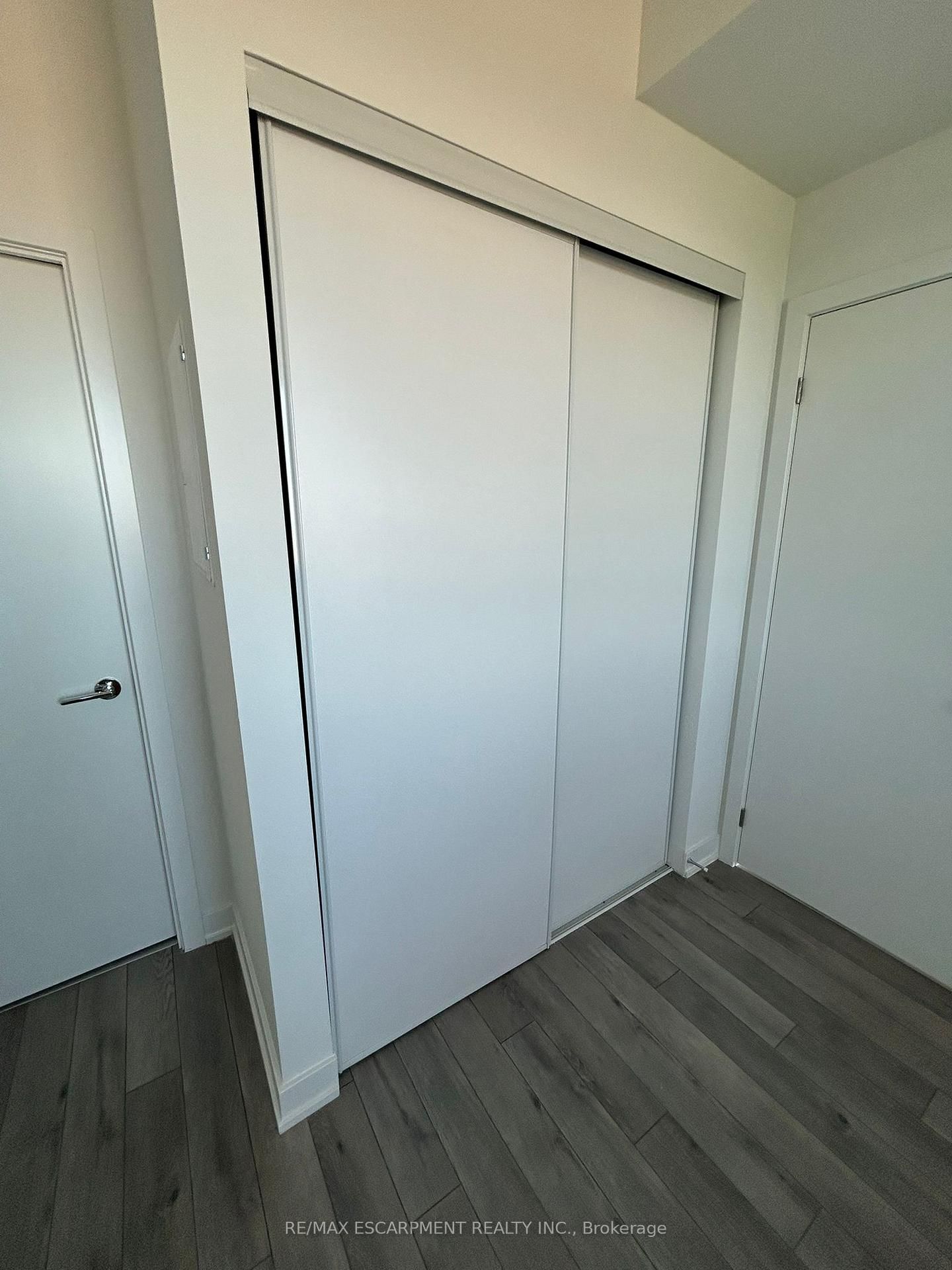 1005 Dundas Street E, Unit 333 - Photo 8