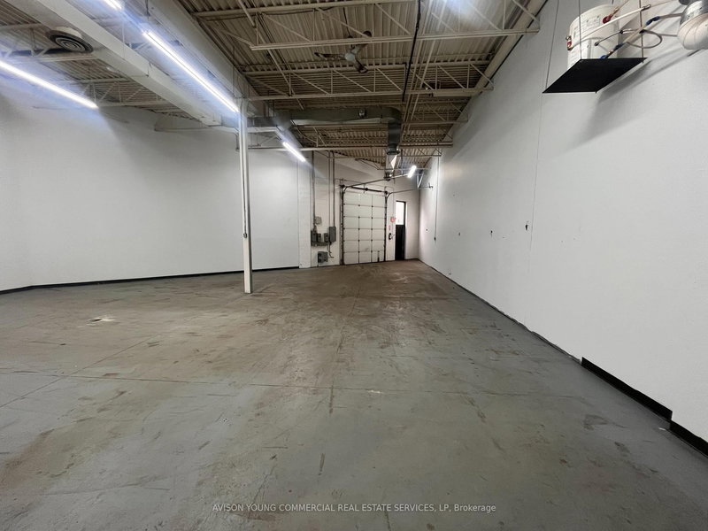 8 - 253 Summerlea Rd, Brampton, L6T 5A8 | Image 3