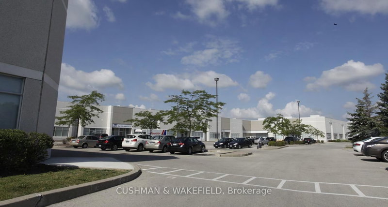 Unit 11 - 3200 Ridgeway Dr, Mississauga, L5L 5Y6 | Image 2