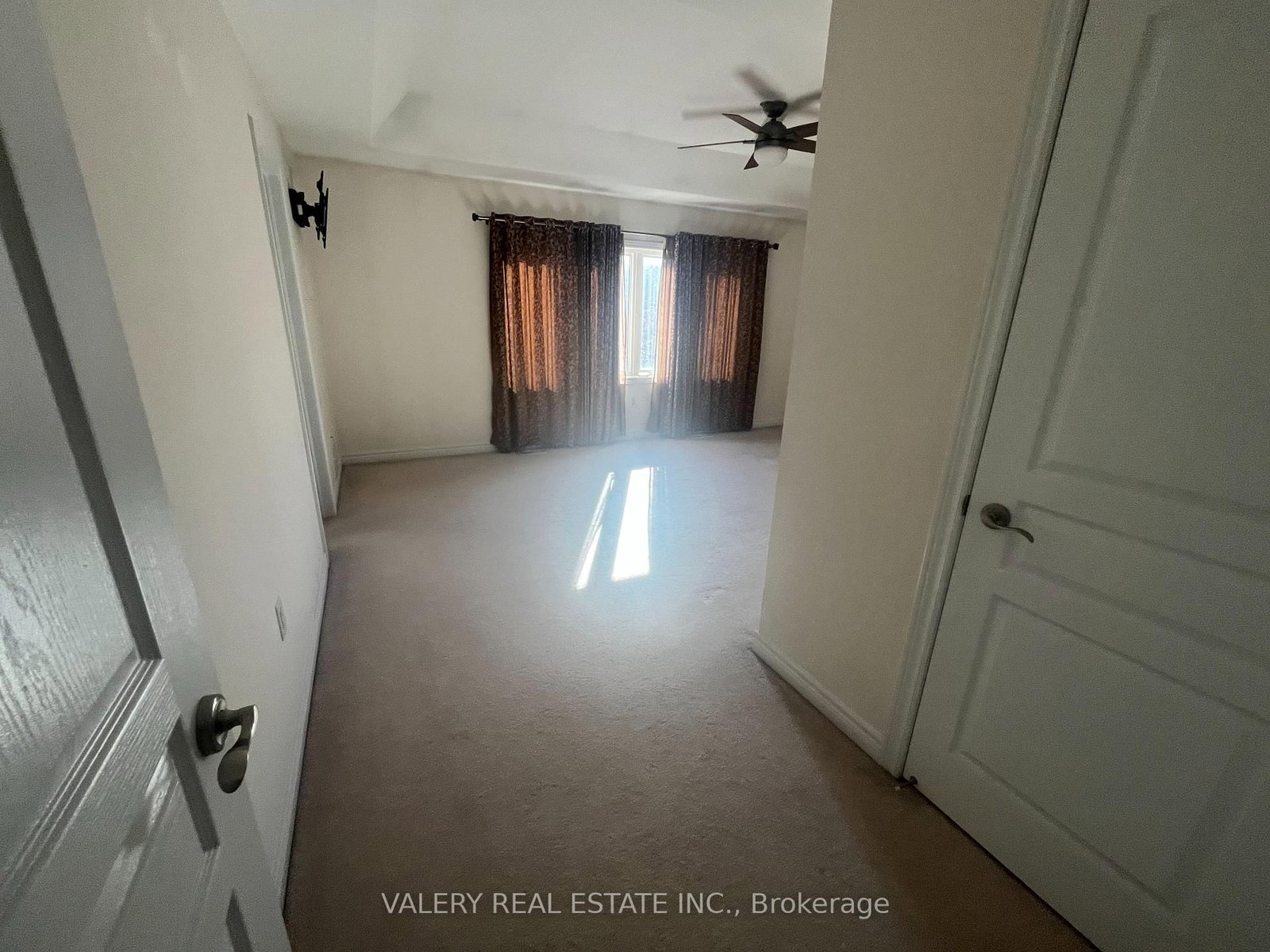 48 bellcrest Road, Unit 1 - Photo 14