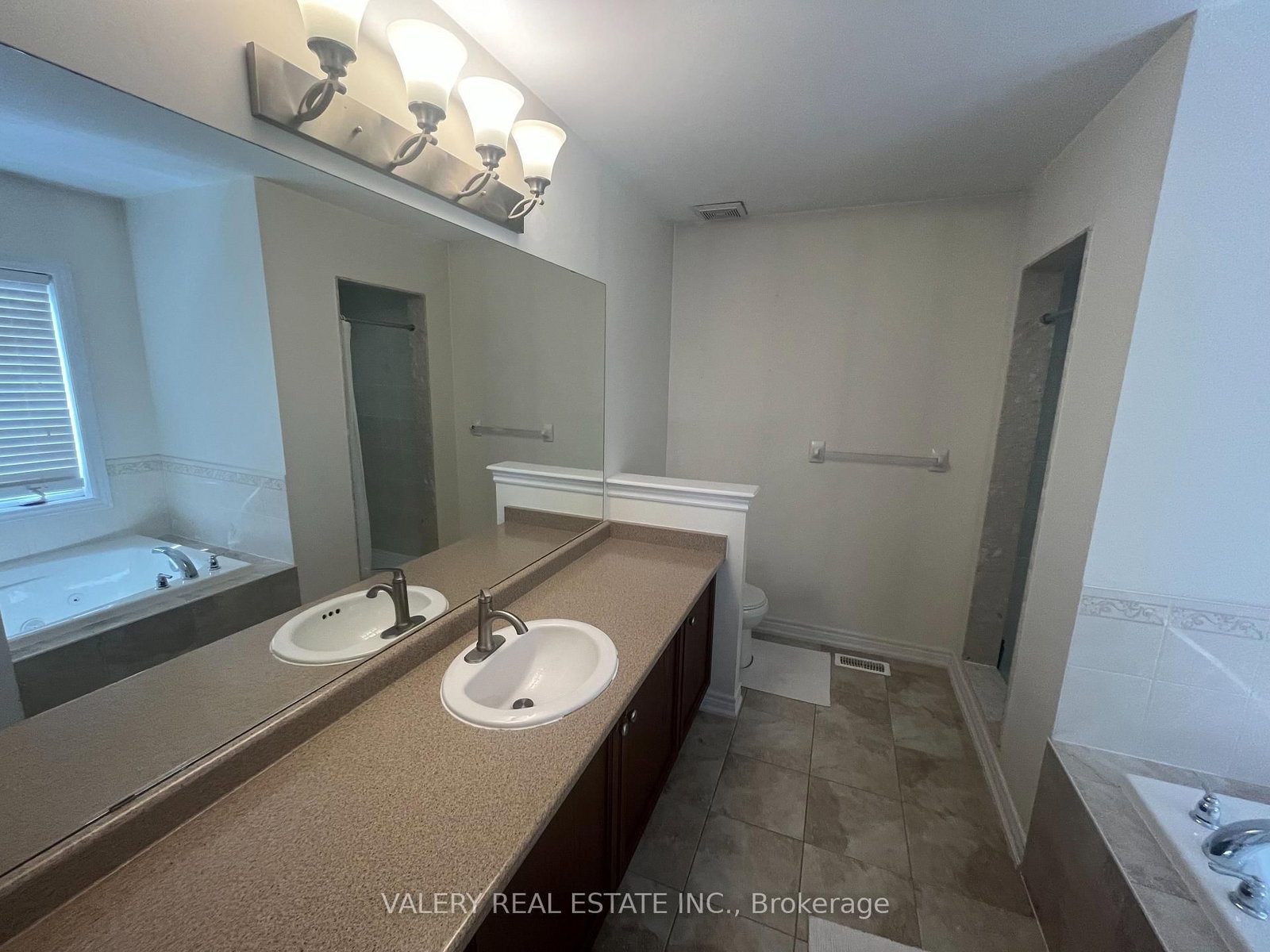 48 bellcrest Road, Unit 1 - Photo 16