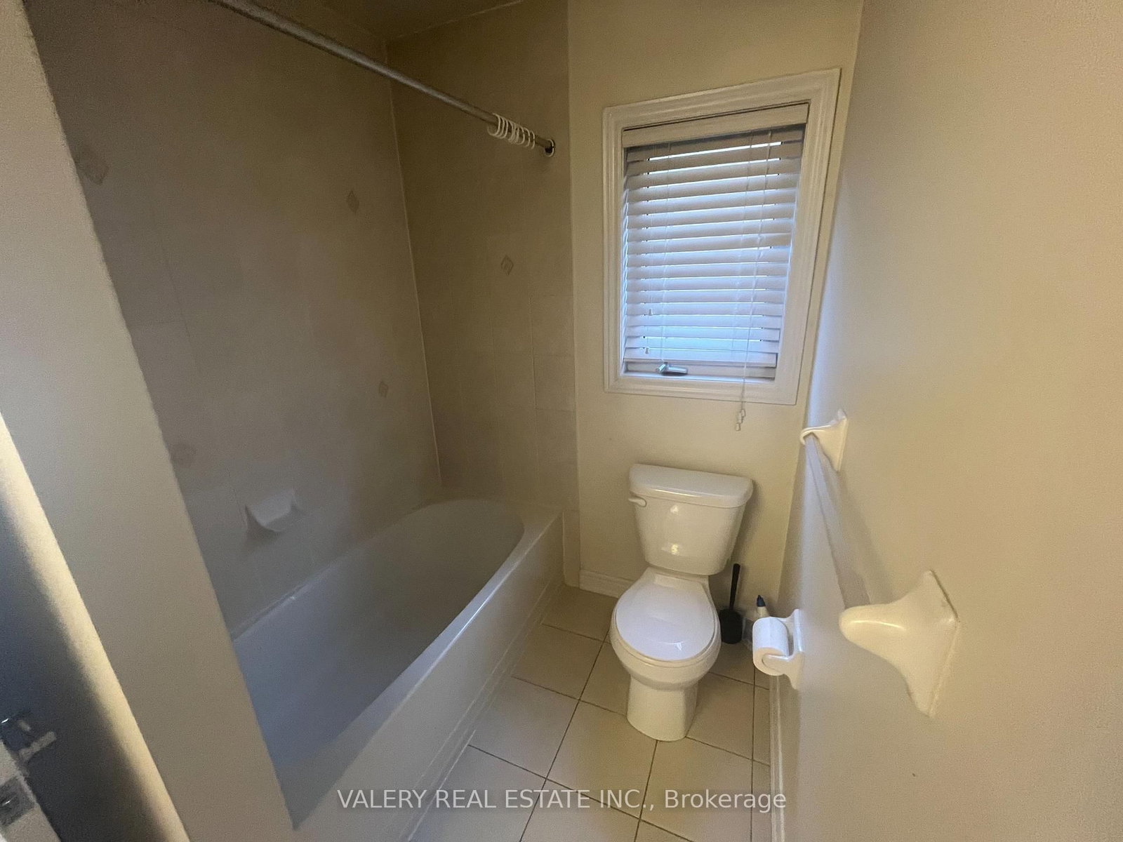 48 bellcrest Road, Unit 1 - Photo 25