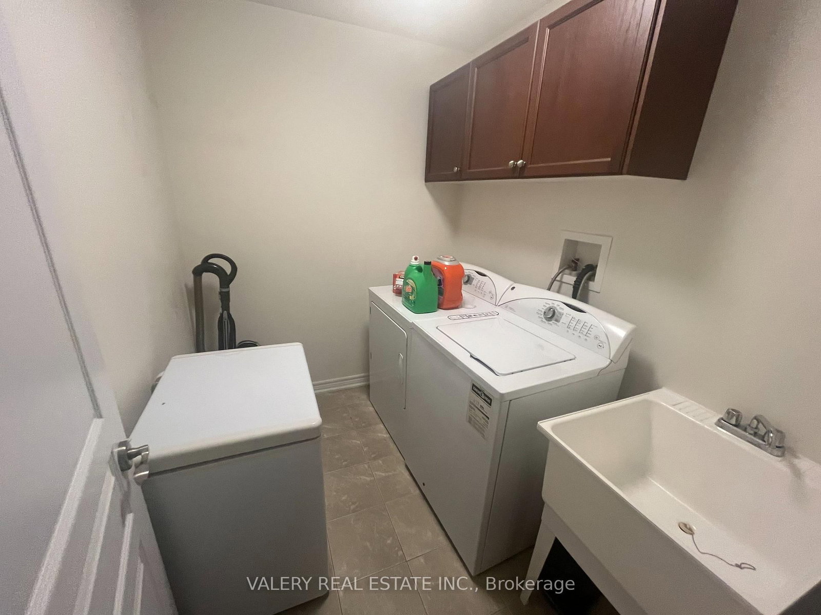 48 bellcrest Road, Unit 1 - Photo 28