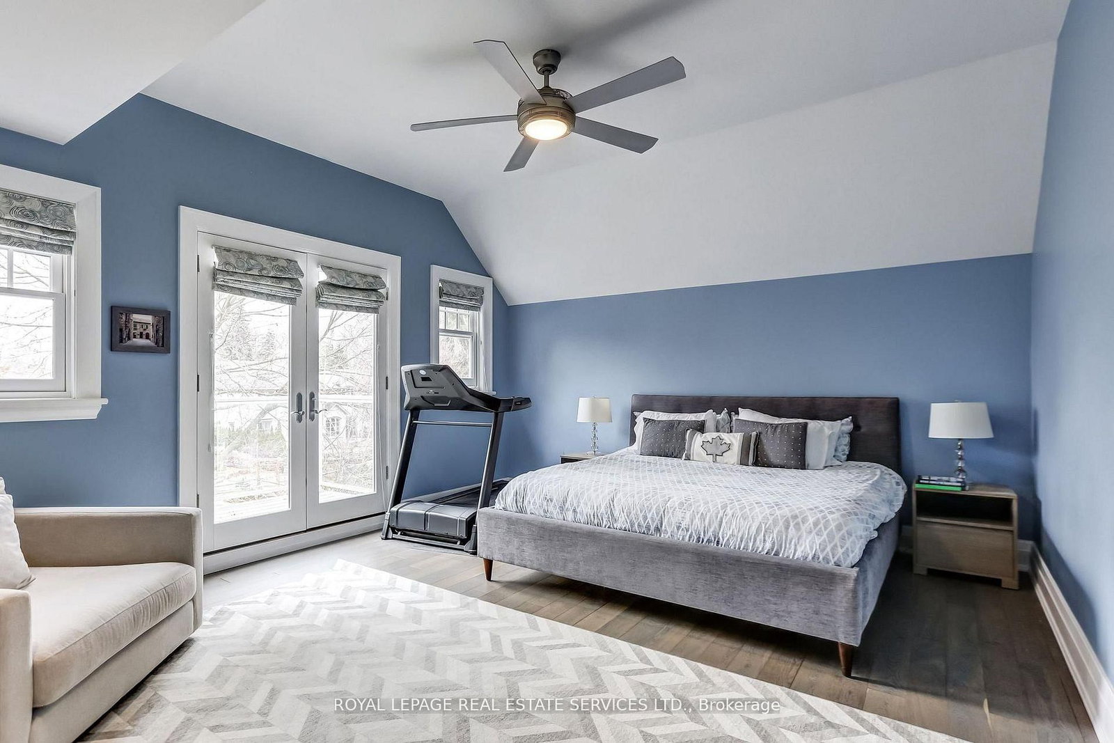 Detached House for sale at 34 Lambeth Road, Toronto, Ontario, M9A 2Y7 - Edenbridge-Humber Valley - MLS: W13019878