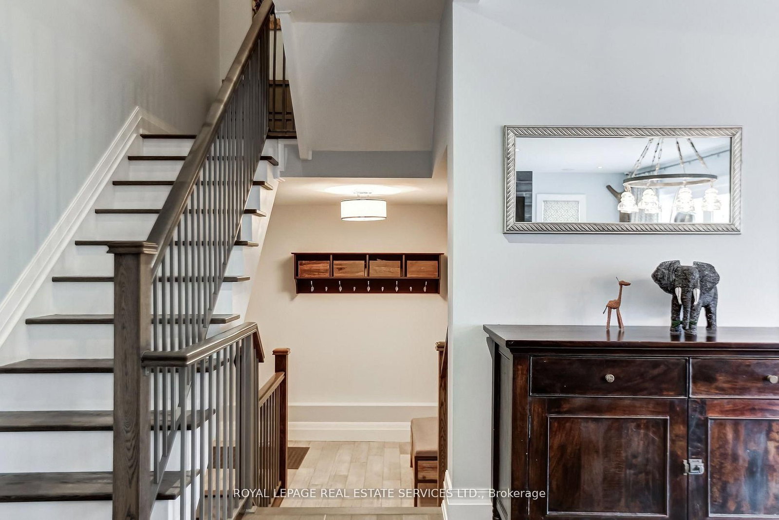 Detached House for sale at 34 Lambeth Road, Toronto, Ontario, M9A 2Y7 - Edenbridge-Humber Valley - MLS: W13019878