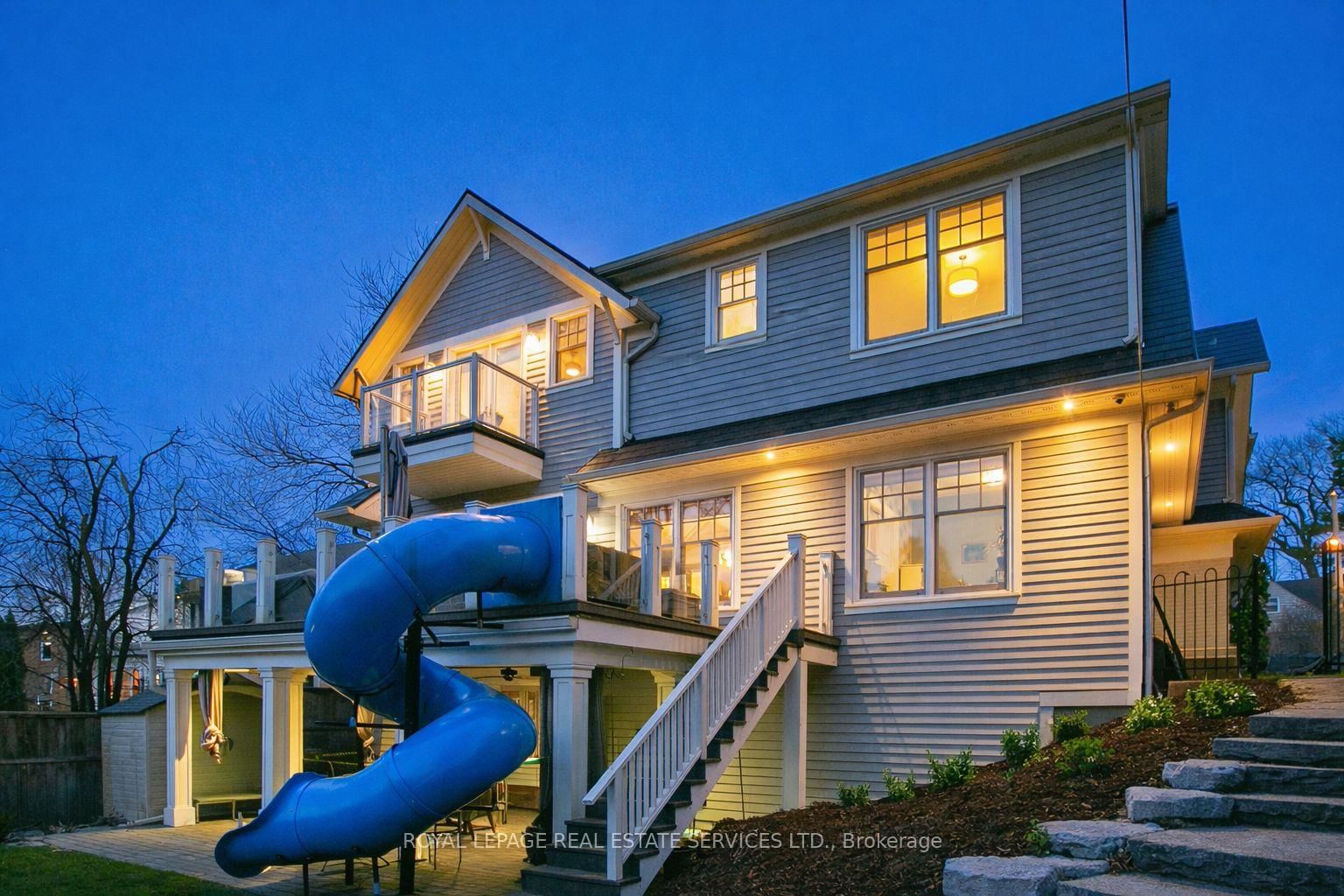 Detached House for sale at 34 Lambeth Road, Toronto, Ontario, M9A 2Y7 - Edenbridge-Humber Valley - MLS: W13019878