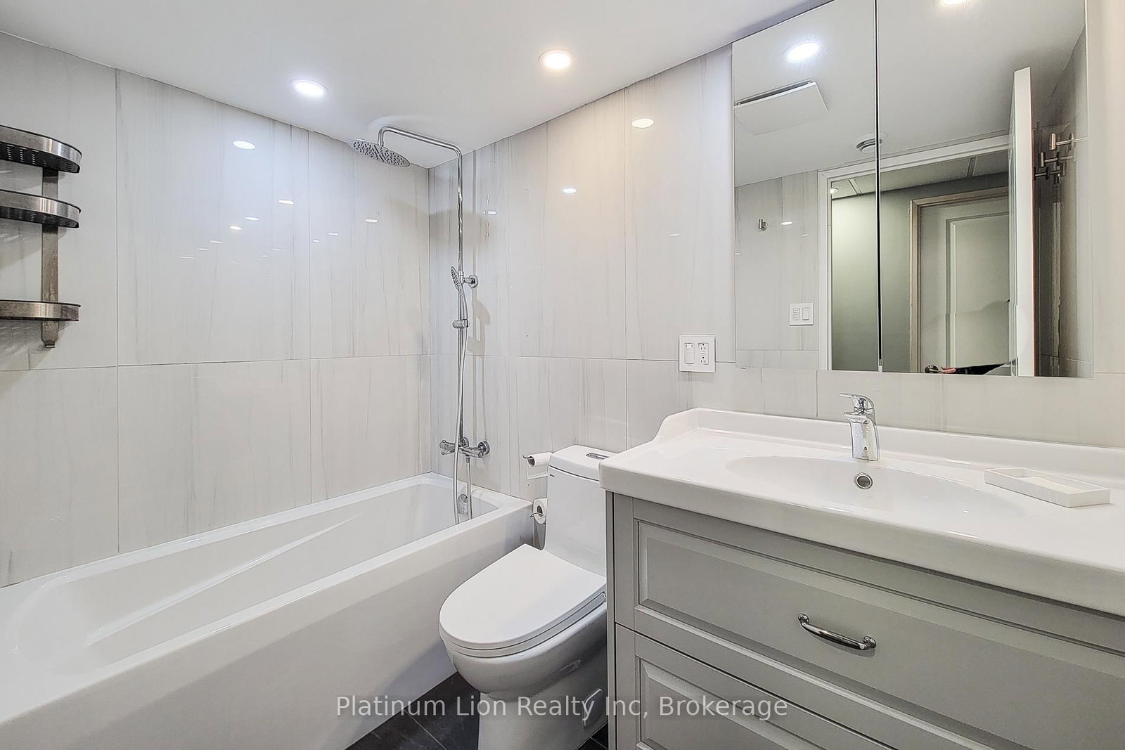 700 Dynes Road, Unit 712 - Photo 26
