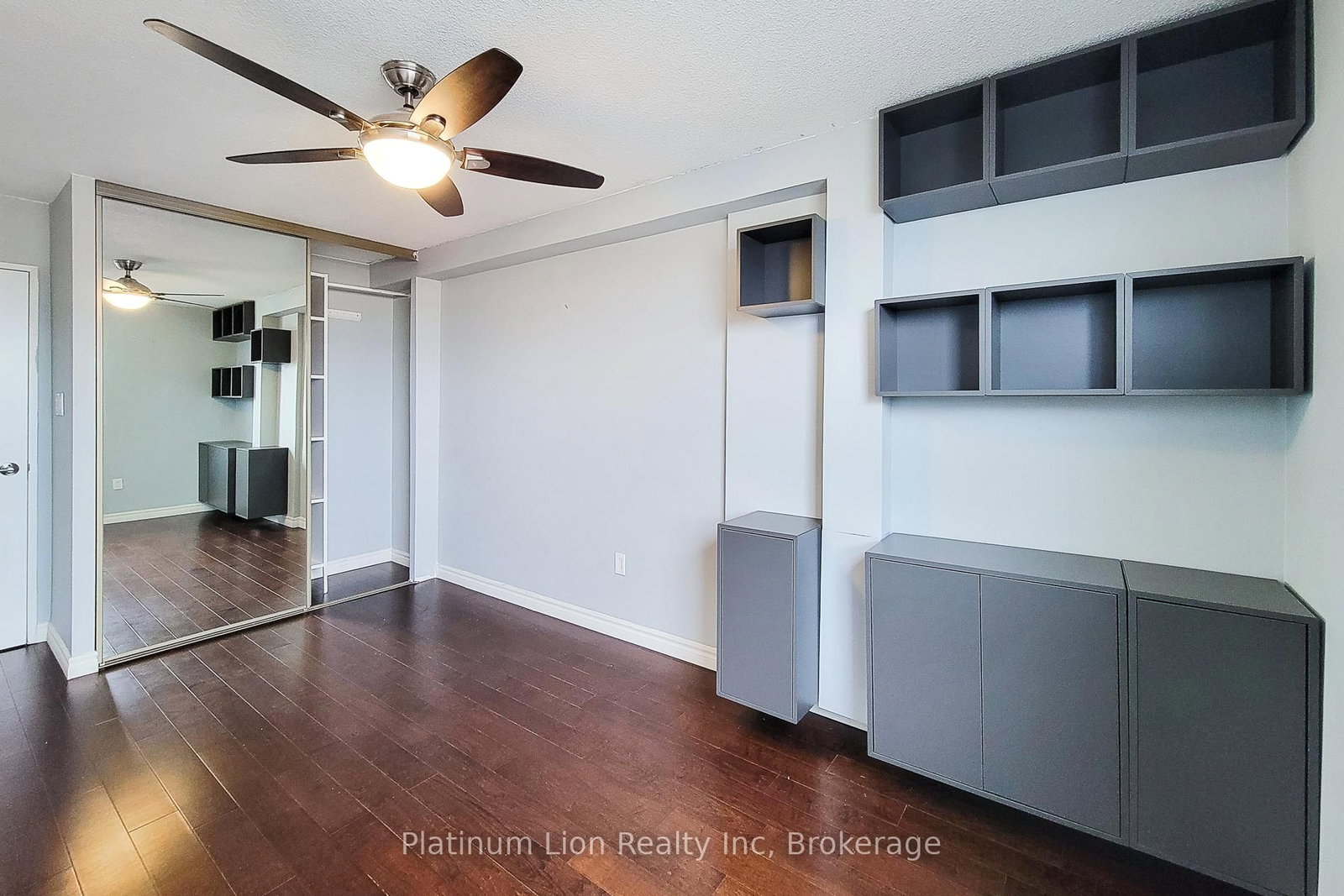 700 Dynes Road, Unit 712 - Photo 31