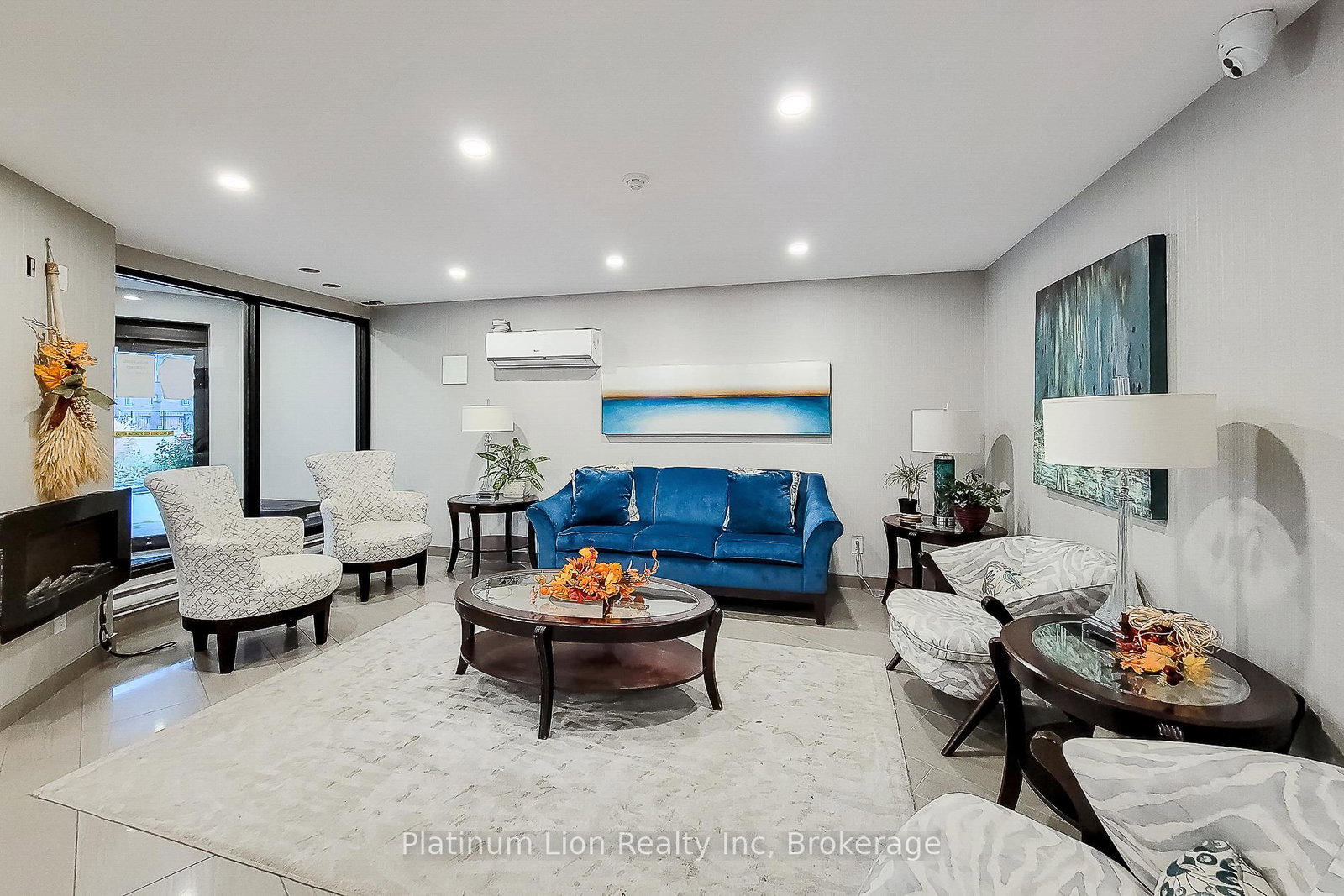 700 Dynes Road, Unit 712 - Photo 4