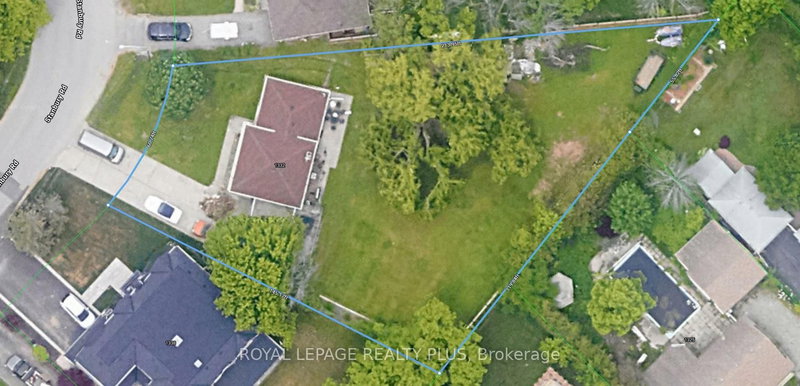 1332 Stanbury Rd, Oakville, L6L 2J4 | Image 2