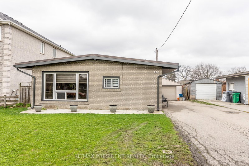 7648 Redstone Rd, Mississauga, L4T 2B9 | Image 3