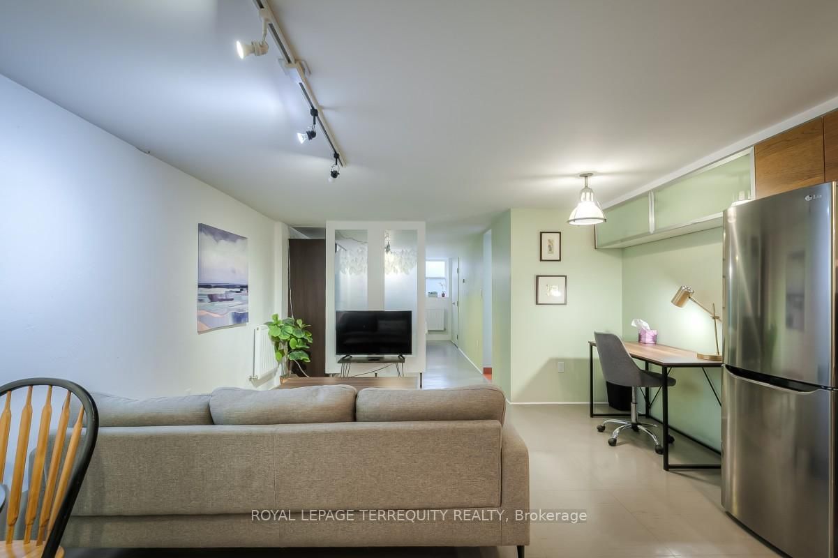 26A Scarlett Road, Unit BSMT - Photo 2