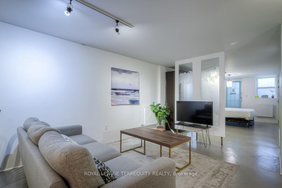 26A Scarlett Road, Unit BSMT - Photo 4