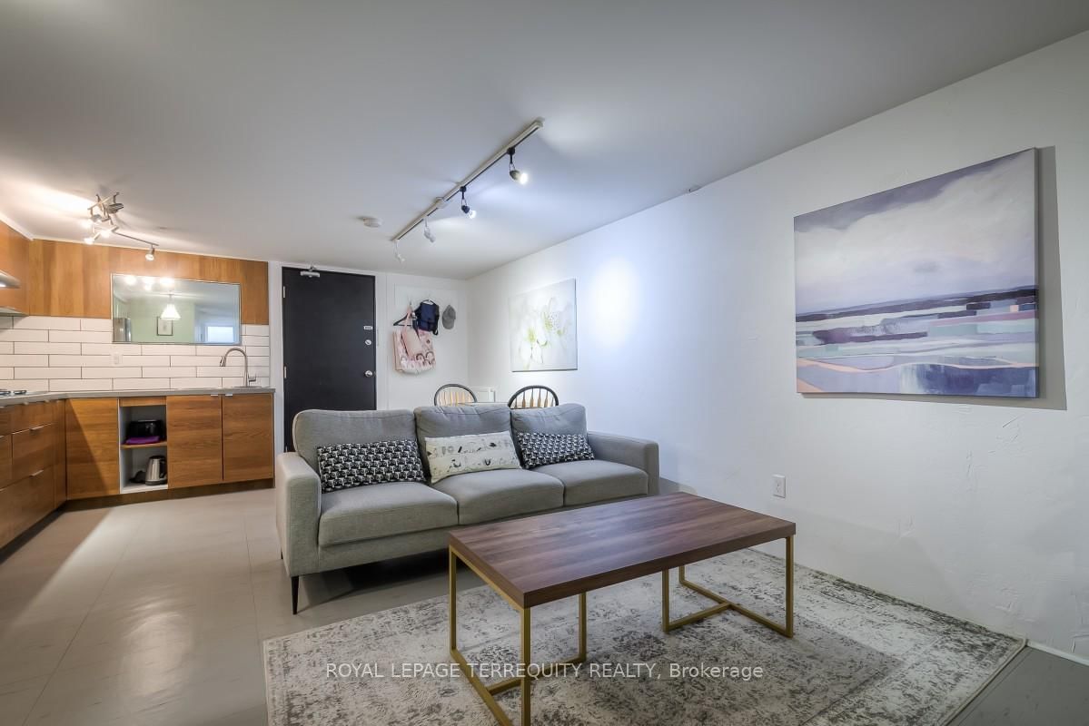 26A Scarlett Road, Unit BSMT - Photo 6
