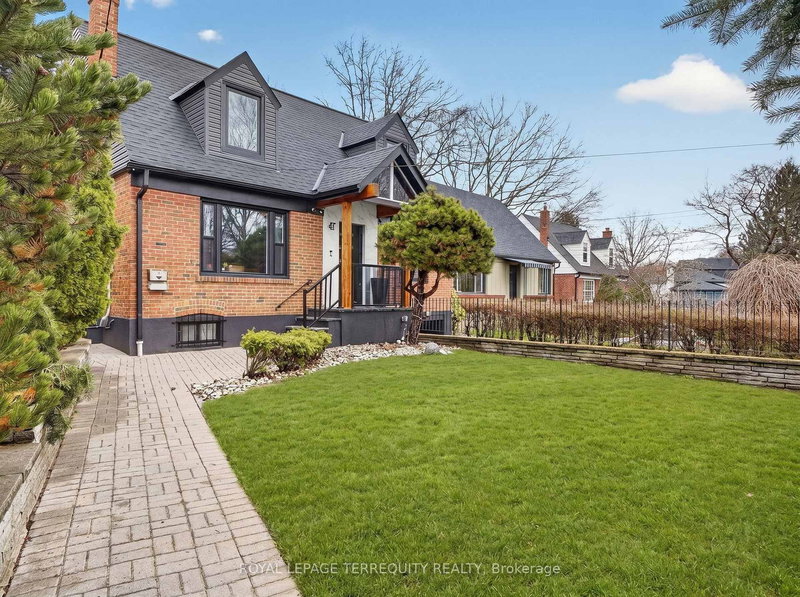 47 Berl Ave, Toronto, M8Y 3C6 | Image 3