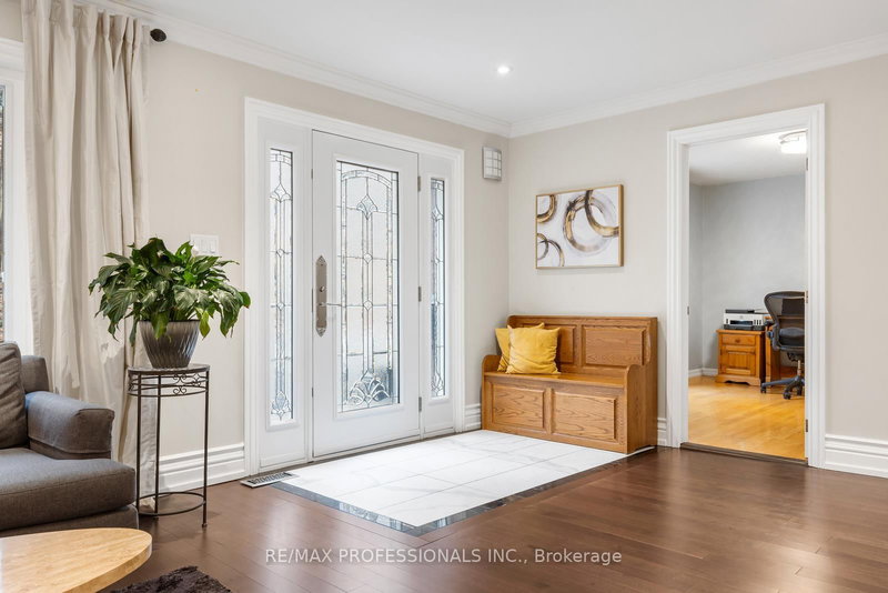 164 Morningside Ave, Toronto, M6S 1E3 | Image 3