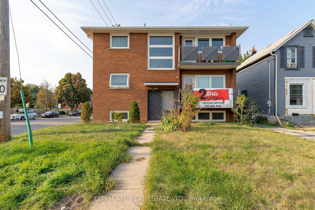 2724 Lake Shore Boulevard W