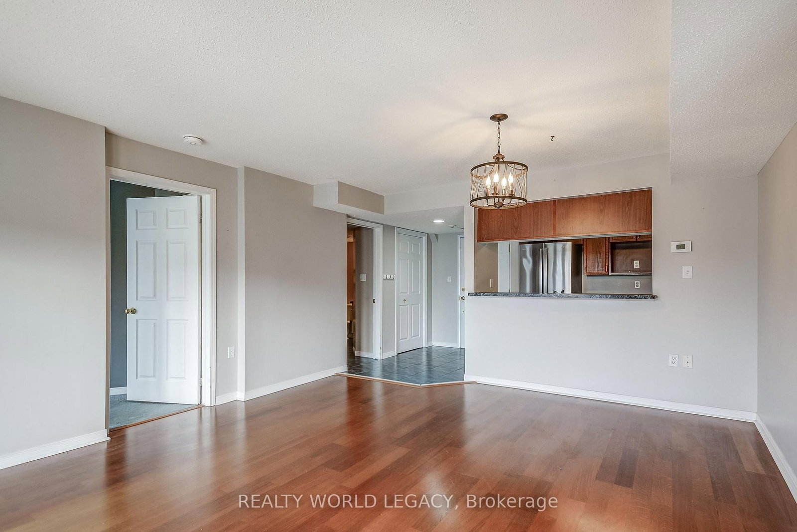 216 W Plains Road • #306E • Burlington, ON photo 18