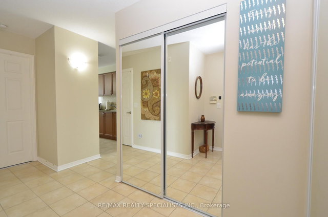 106 - 60 VIA ROSEDALE Way