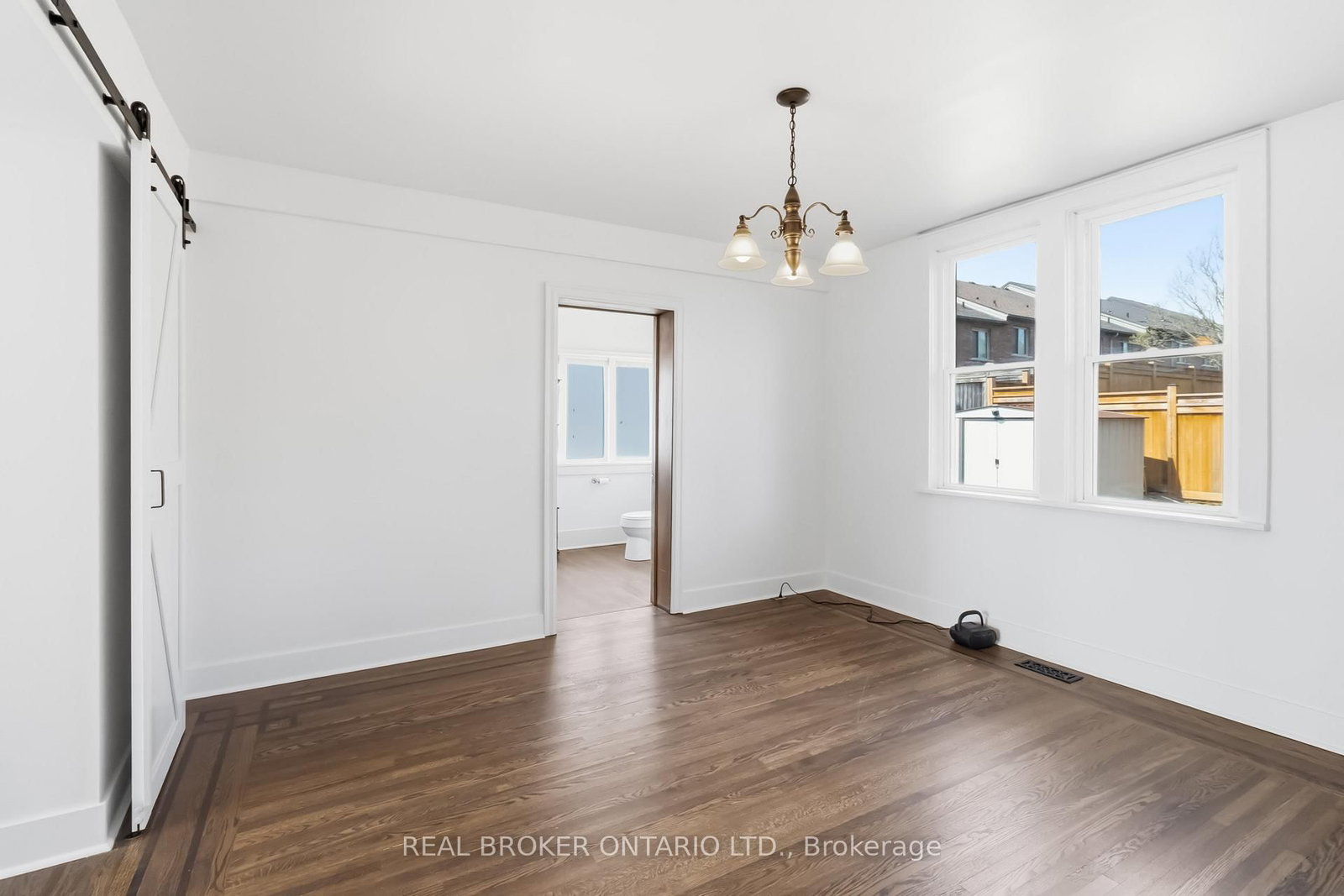 295 Plains Road W, Unit Main Level - Photo 7